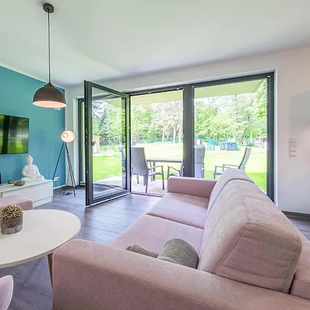 Bewusstsein - Modernes Mit Terrasse, Walk-in-dusche & Wellnesszugang Krakow am See