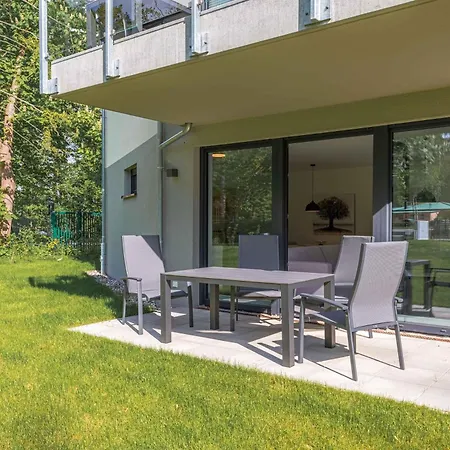 Bewusstsein - Modernes Mit Terrasse, Walk-in-dusche & Wellnesszugang Apartment Krakow am See